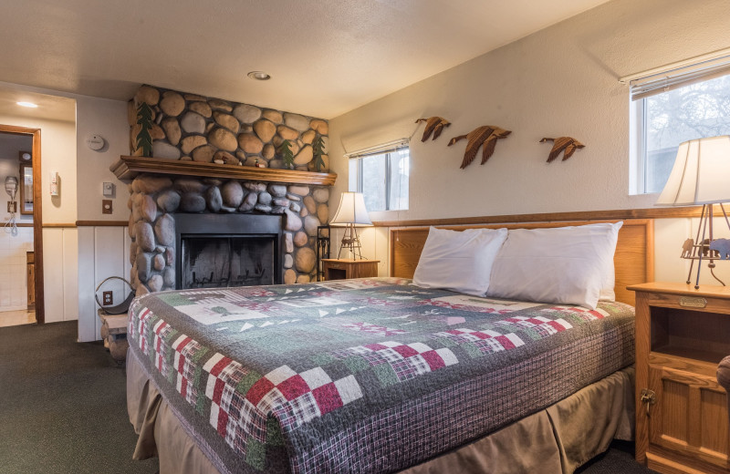 Guest room at Brynwood on the River.