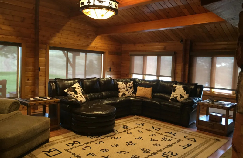 Guest living room at Lakeview Lodge 307.