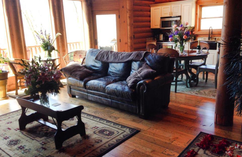 Guest suite at Wildberry Lodge.