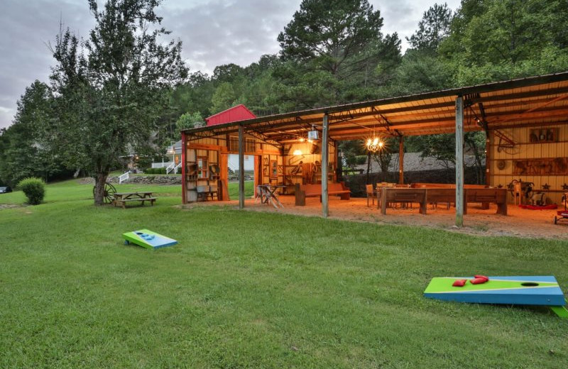 Rental patio at Blue Sky Cabin Rentals.