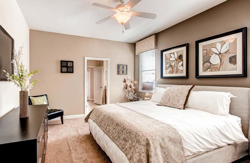 Rental bedroom at Florida Paradise Villas.