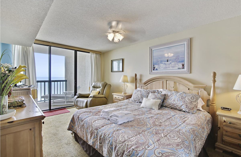 Rental bedroom at Seaside Vacations.