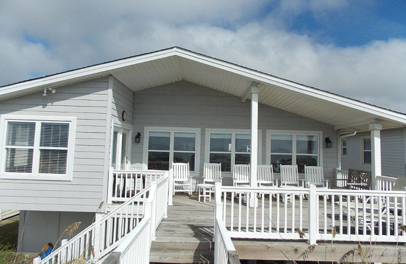 Exterior view of Ocean Isle Beach Realty.