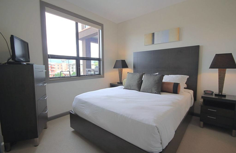 Guest bedroom at Playa Del Sol Resort.