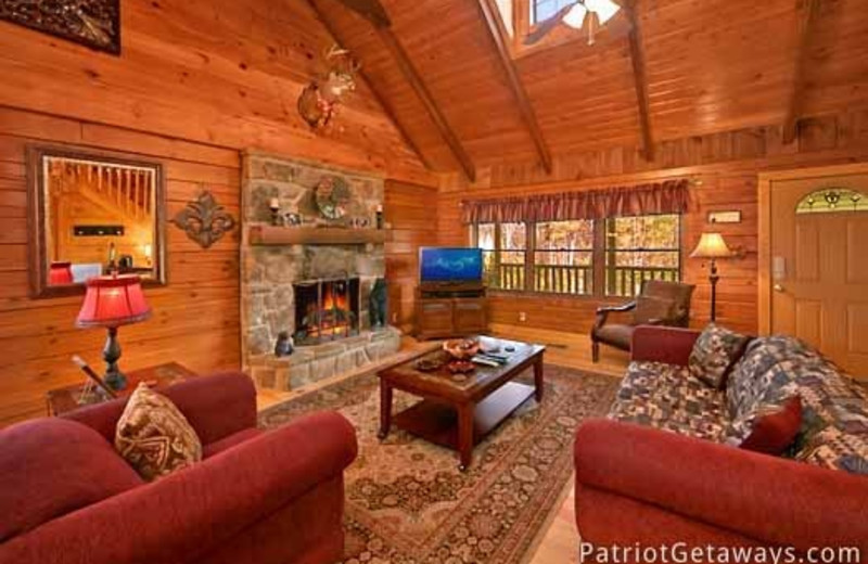 Pigeon Forge Pleasures - American Patriot Getaways