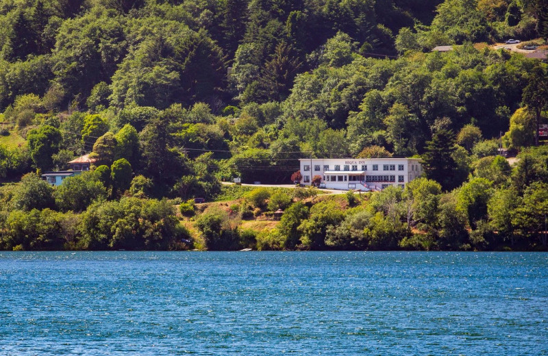 Exterior view of Historic Requa Inn.