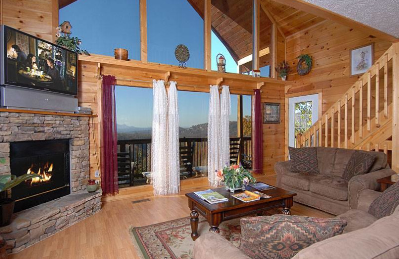 Cabin living room at Timber Tops Luxury Cabin Rentals.