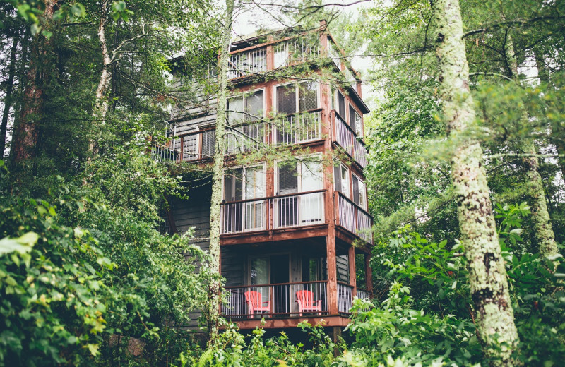 Cabin exterior at Ludlow's Island Resort.