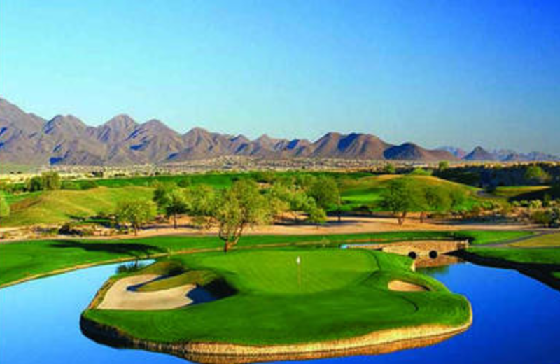 Golf in Paradise Valley at Montelucia Resort