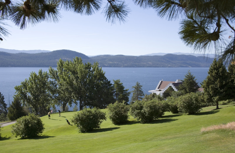 Golf at Lake Okanagan Resort