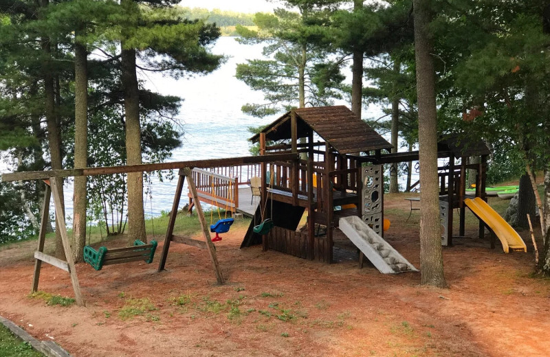 Playground at Edgewood Resort 