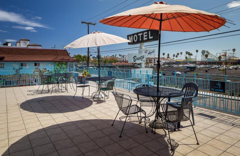 Patio at Aqua Breeze Inn.
