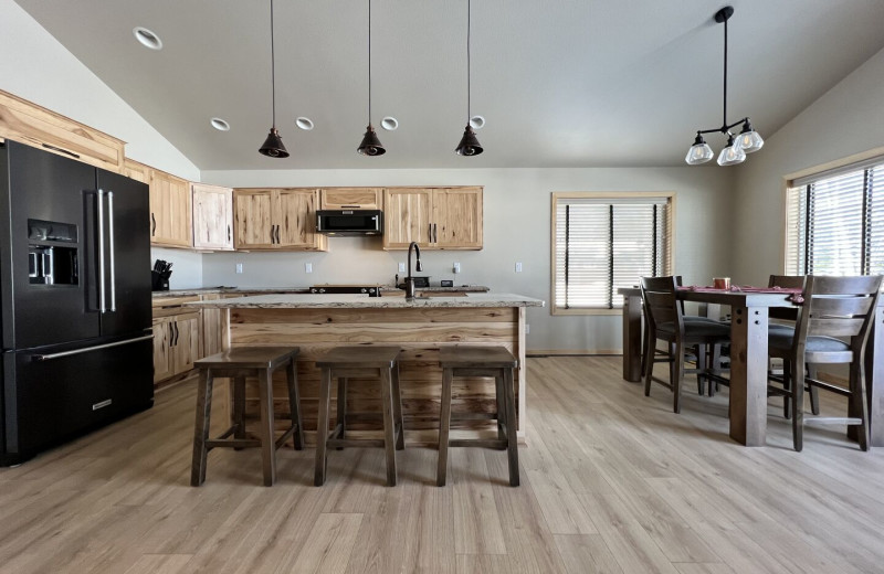 Cabin kitchen at Lakeland Rental Management.