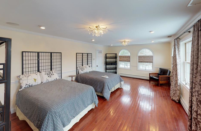 Guest room at Meadowbrook Estate.