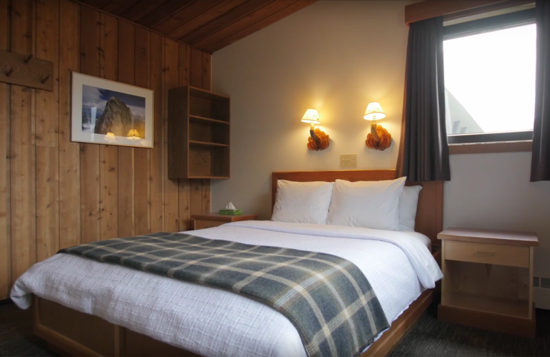 Guest room at Bugaboos Lodge.