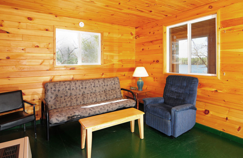 Guest living room at Whitefish Bay Camp.