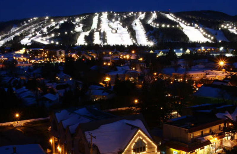 Night View of the Slopes at Complexe le 60