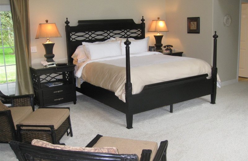 Cottage bedroom at Lost Mountain Lodge.