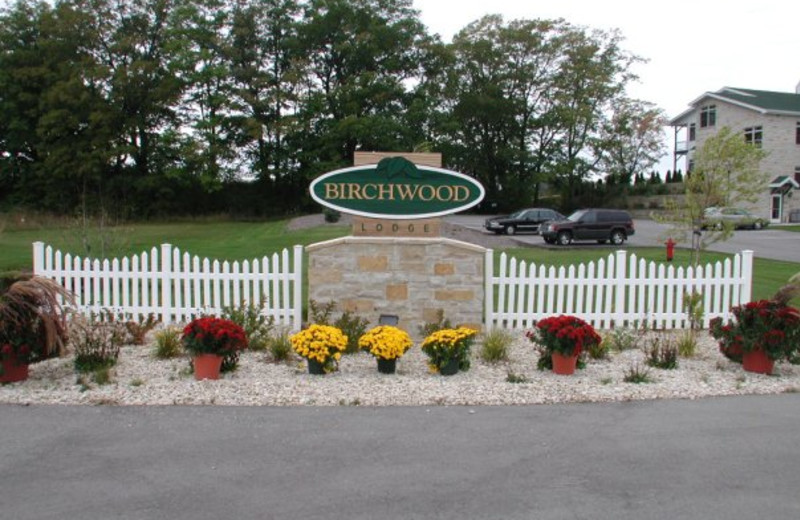 Entrance to Birchwood Lodge.