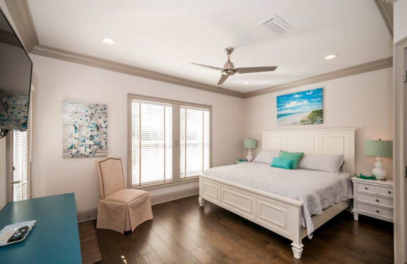 Rental bedroom at Destin Getaways.