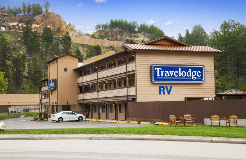 Exterior view of Travelodge Mt. Rushmore/Keystone.