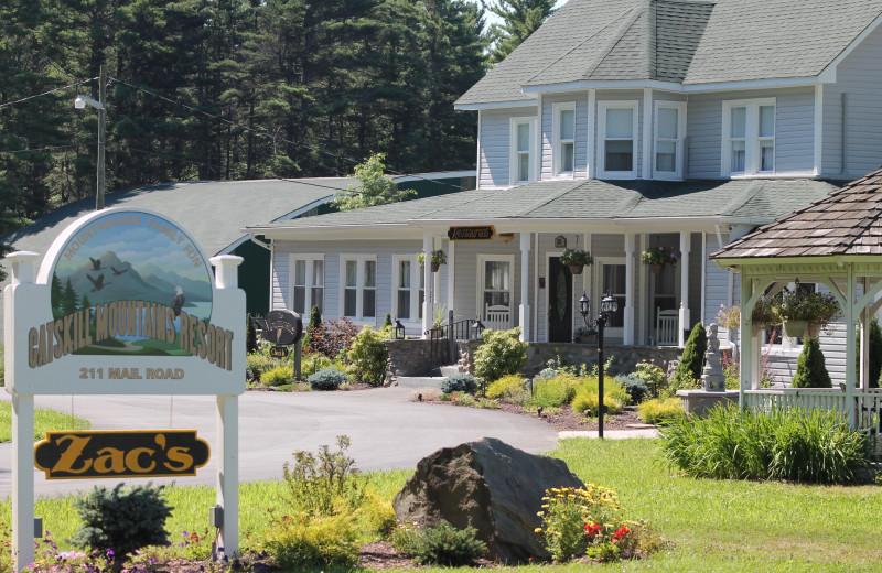 Exterior view of Catskill Mountains Resort.