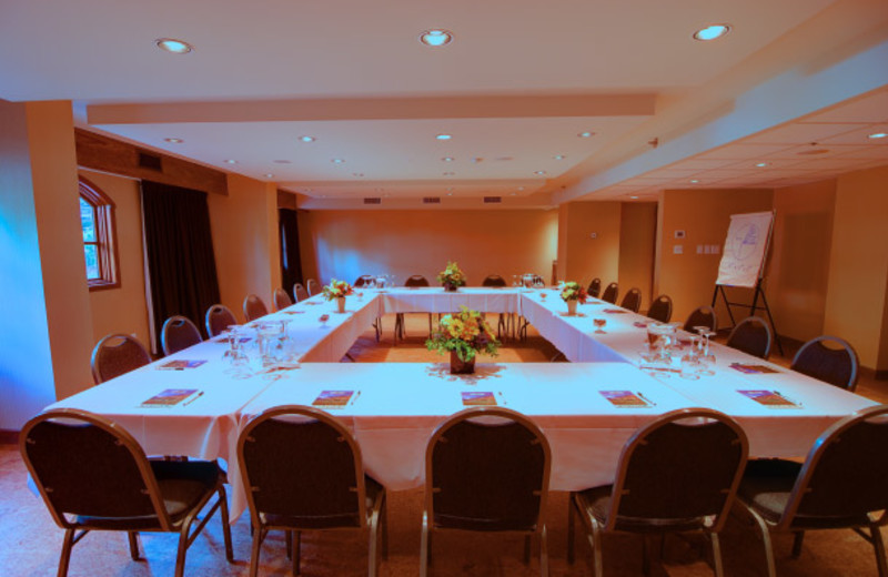 Meeting room at Banff Caribou Lodge.