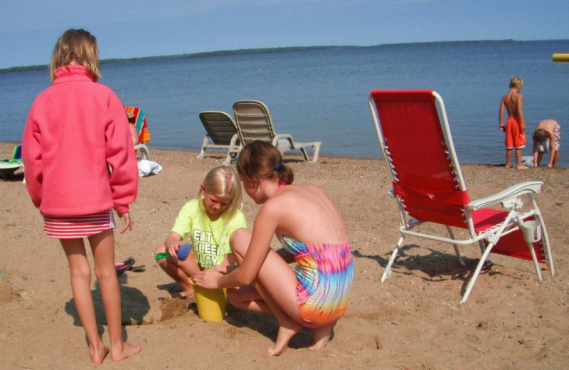 The beach at Anderson's Northland Lodge.