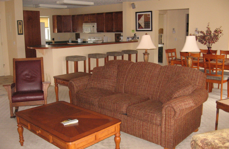 Spacious living room at Harbor Lights Resort