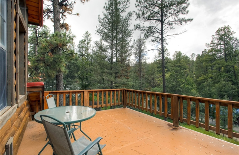 Bear Country Cabin deck at Hummingbird Cabins.