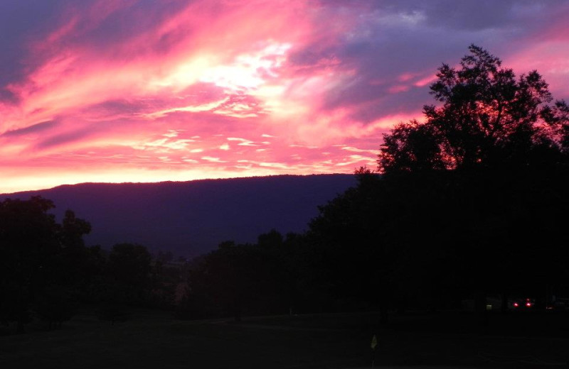 Sunset on the golf course at Shenvalee Golf Resort.