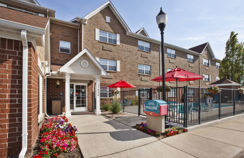 Exterior view of TownePlace Suites Detroit Livonia.