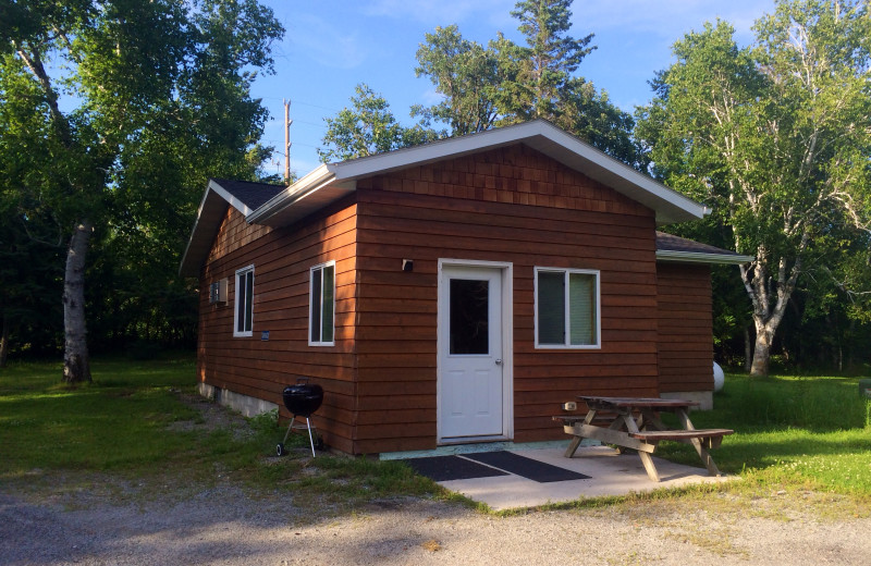 Cabin exterior at Arnesen's Rocky Point Resort.