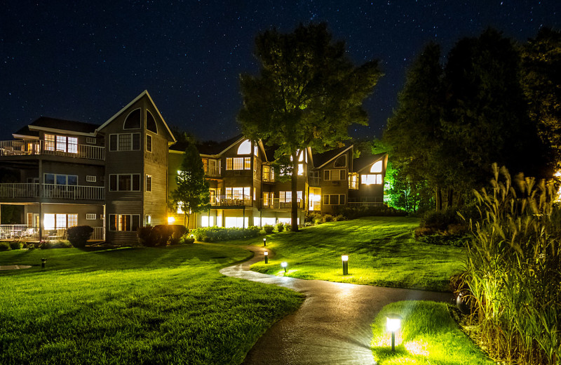 Exterior view of Bay Shore Inn.