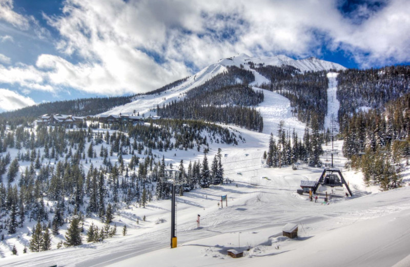 Ski at Moonlight Rentals in Big Sky.
