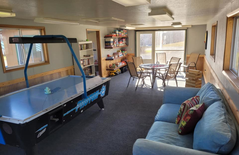 Rec room at Northern Lights Resort.