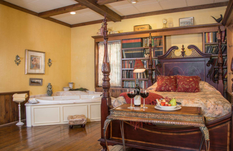 Guest room at Asa Ransom House.