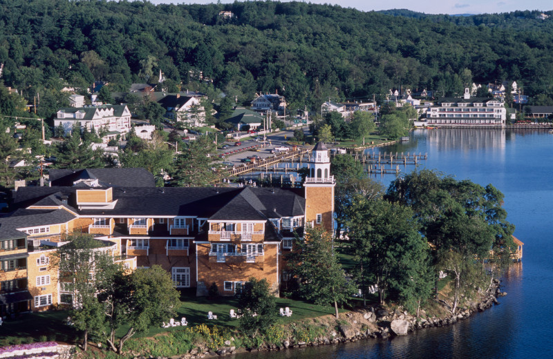 Exterior view of Mill Falls at the Lake.