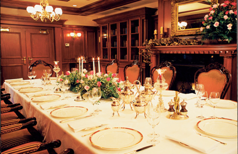 Wedding table at Prince of Wales Hotel.