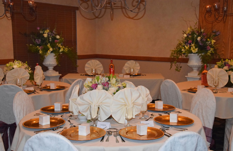 Weddings at Stone Gate Inn.