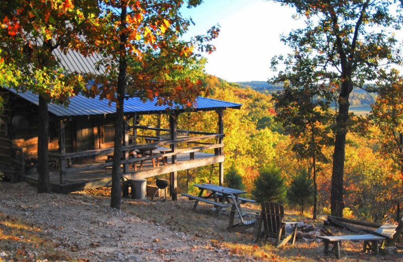 Cabin exterior at Rock Eddy Bluff Farm.