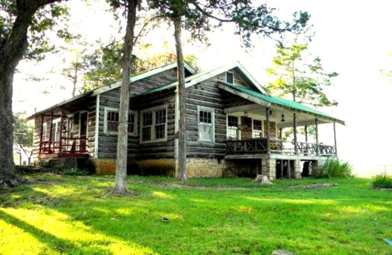 Cabin exterior at Arcadia Coves.