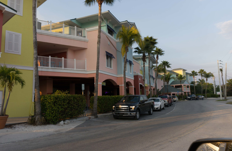 Exterior view of Lighthouse Resort Inn & Suites.