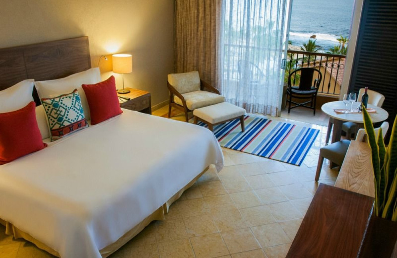 Guest room at Fiesta Americana Grand Los Cabos.