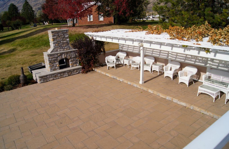 Patio at South Thompson Inn & Conference Centre.