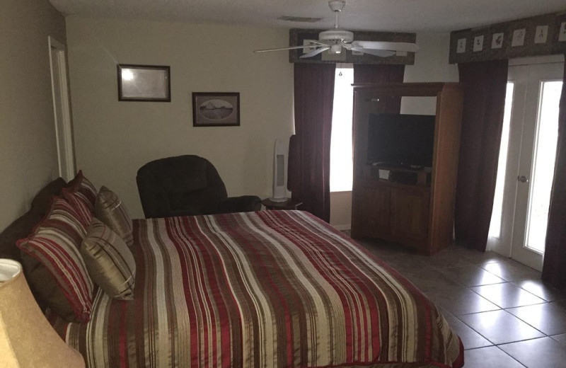 Guest room at Willows Lake House on Inn's Lake.