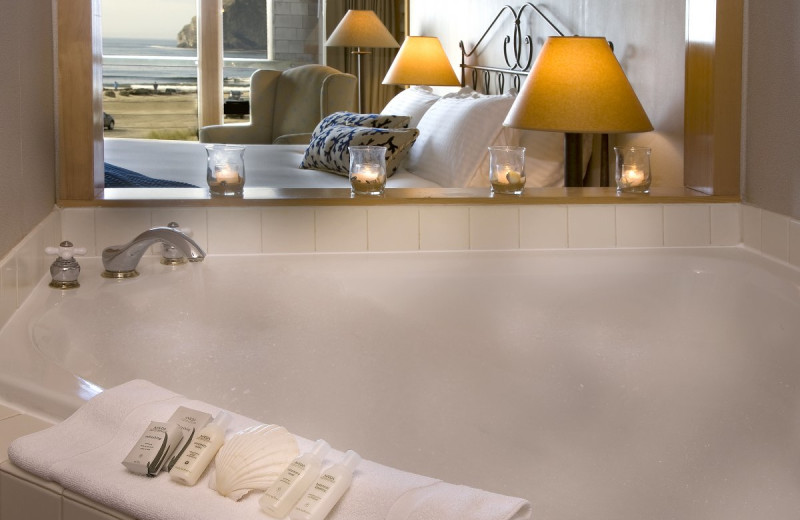 Luxury bathrooms at Inn at Cape Kiwanda.