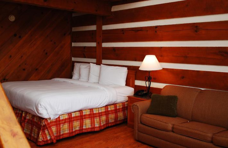 Guest bed loft at Timbers Lodge.