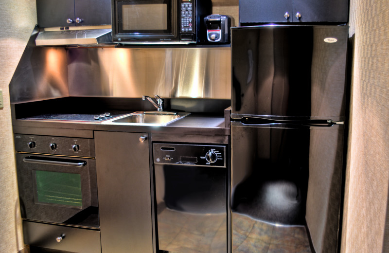 Suite kitchen at Ascend Hotel Collection-The Woodlands Inn.