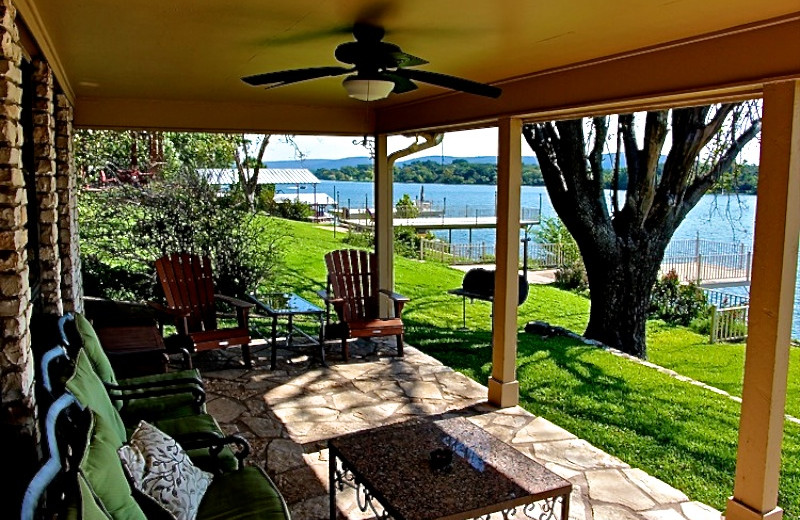 Llano Vista Covered Patio